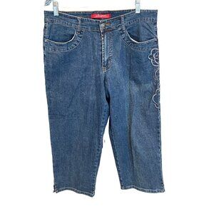 Vintage High Waisted Mom Floral Embroidery Cropped Jeans